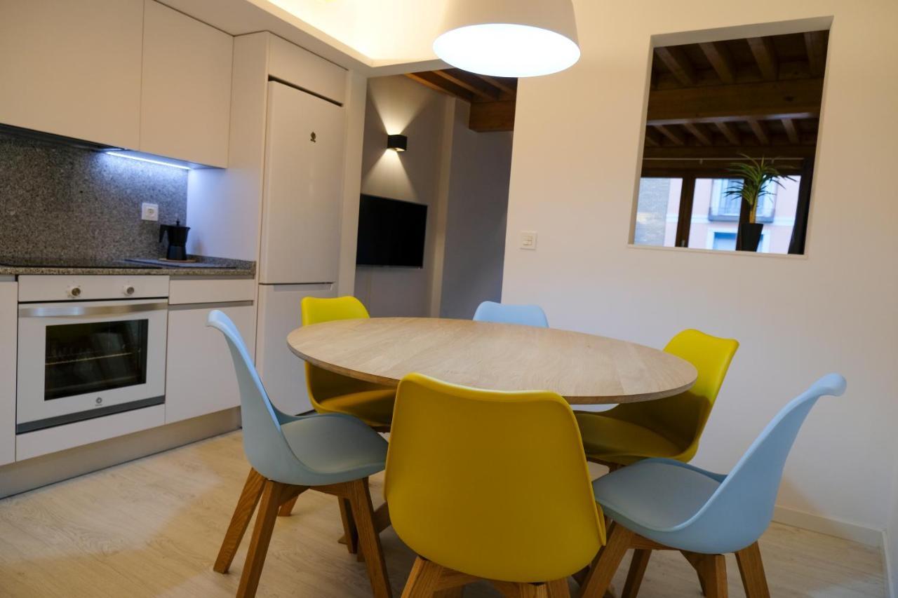 Apartamento Silken Casa Platerias Siglo XV Zaragoza Exterior foto